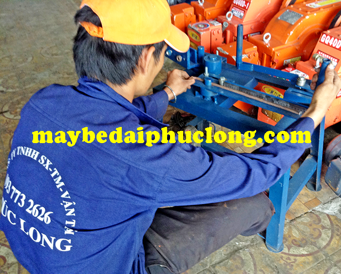Bàn uốn sắt bằng tay